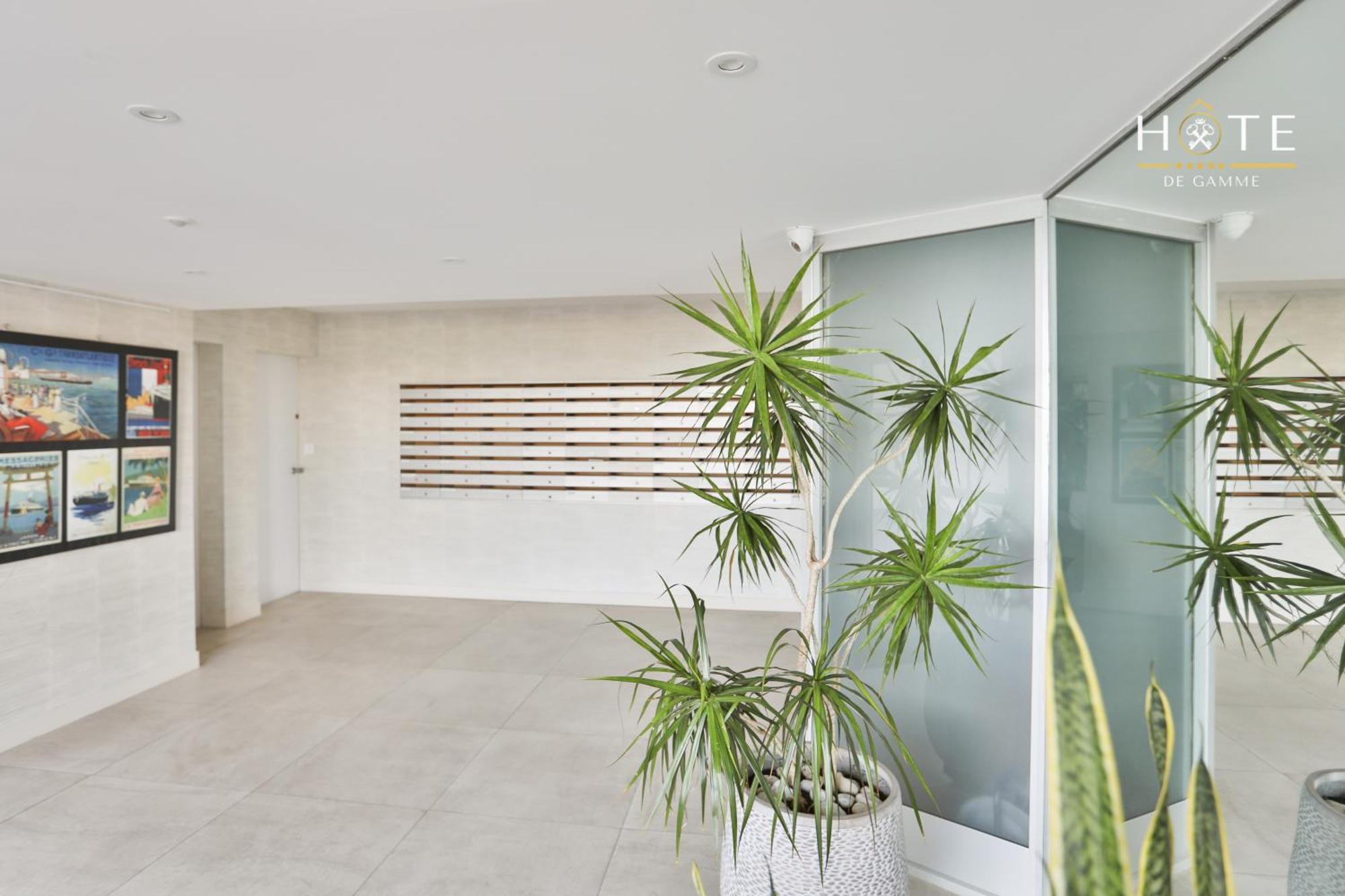 Appartement De Caractere, Superbe Vue Mer 280° La Chaume Exterior foto